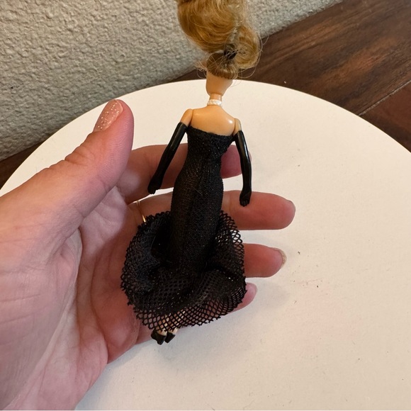 Vintage New Barbie 99 McDonald's Solo in the Spotlight Happy Meal; Barbie Movie - Picture 6 of 7